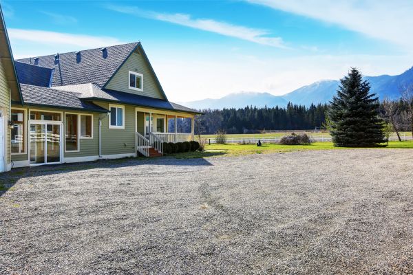 Driveway Gravel Leveling in Littleton